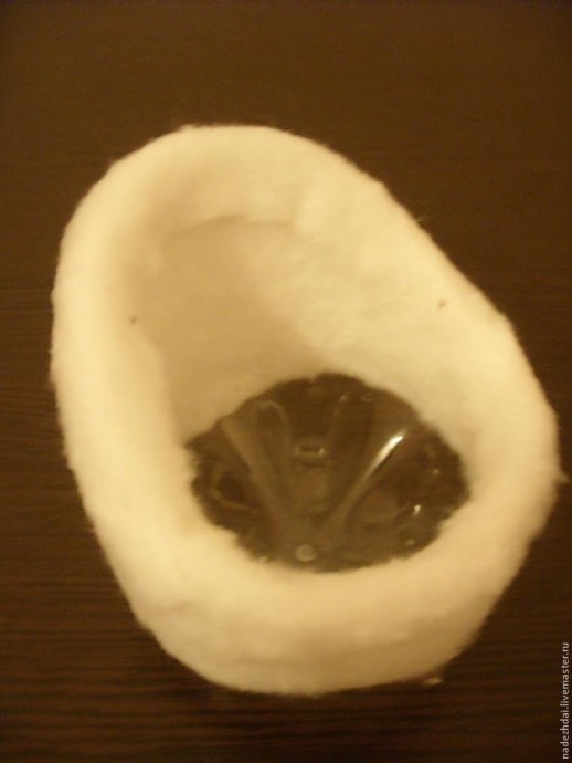 Маленькое кресло-игольница