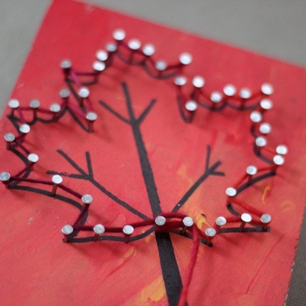 Простые и красивые панно из ниток и гвоздей Простые и красивые панно из ниток и гвоздей