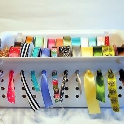 ​Как можно хранить атласные ленты в коробочке