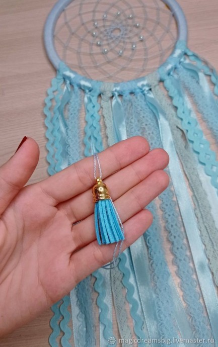 Ловец снов с лентами и кружевами