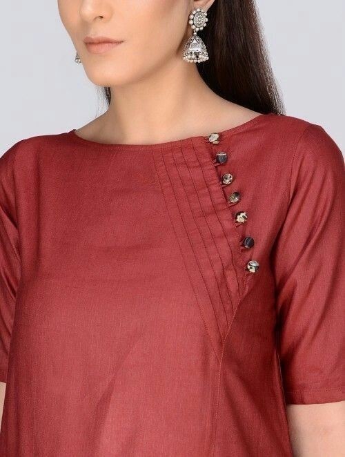 Интересные варианты отделки горловин: идеи для рукоделия