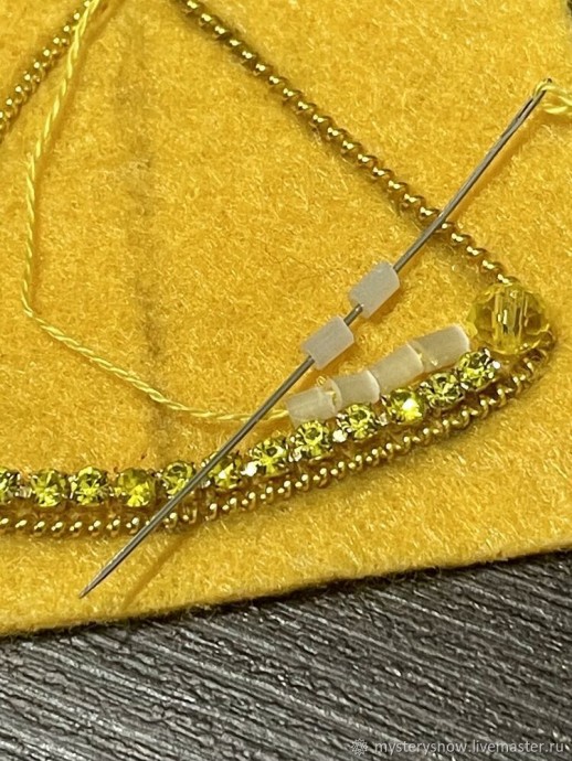 Лимончик из бисера