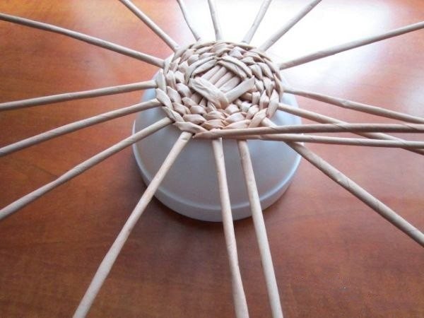 Забавная шляпка для дачи