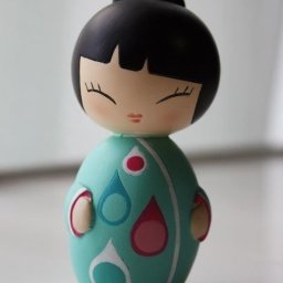 Японские деревянные куколки кокеси (кокеши)