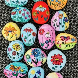 Роспись на камнях