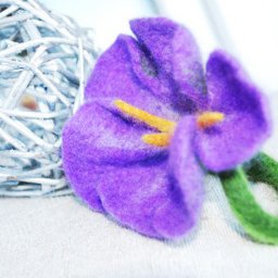 Валяем цветок вьюнка