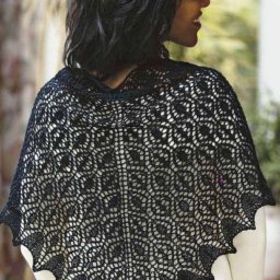 ​Ажурная накидка на плечи