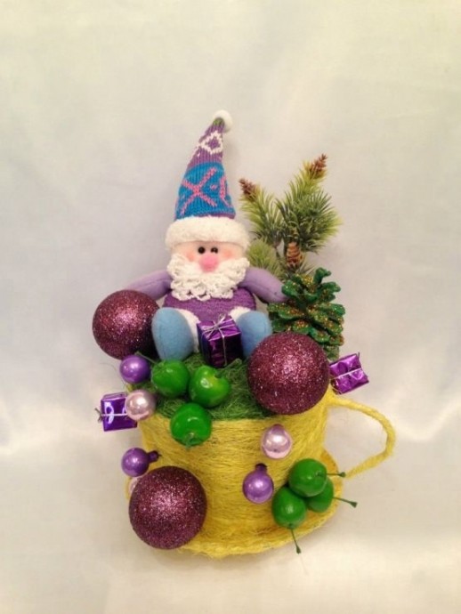 Рождественские кружечки из сизаля