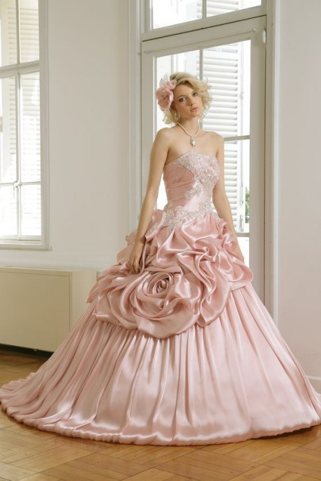 Роскошные пышные платья для творческого вдохновения