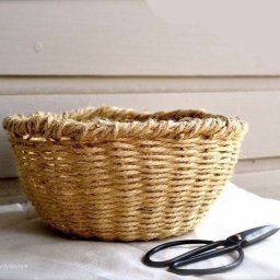 ​Плетеная корзинка из джута