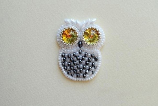 Брошь в виде совушки