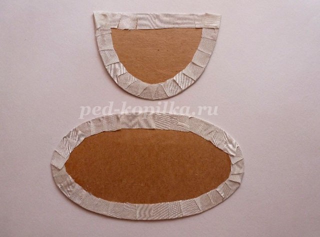 Лапоть из атласных лент