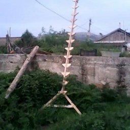 Лёгкая садовая лестница из дерева своими руками