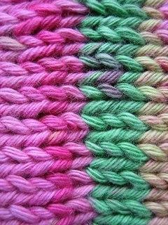 Незаметное соединение вязаных деталей аккуратным швом