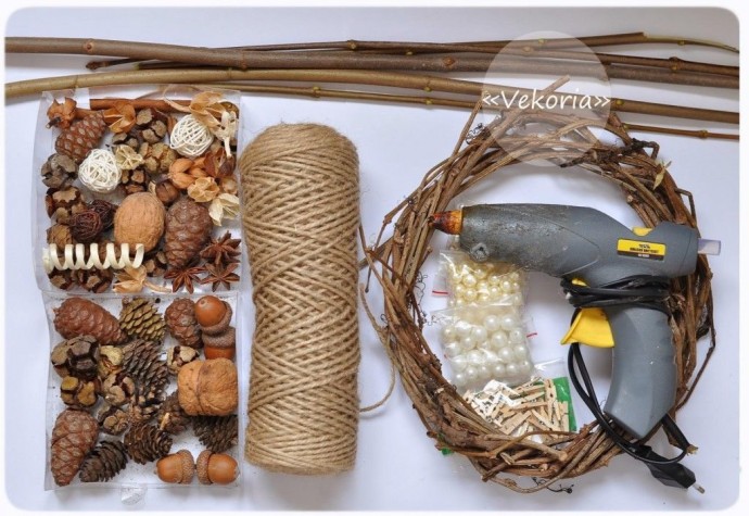 ​Ёлочка из веток дерева