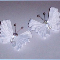 ​Бабочки из атласных лент