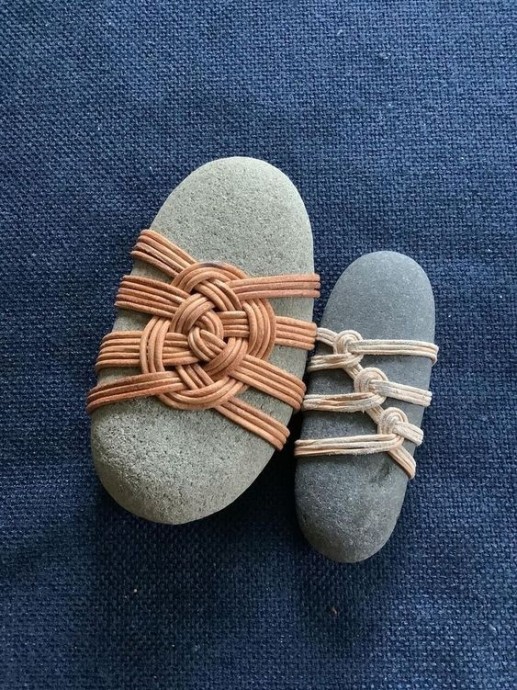 Камни с декоративной оплёткой Камни с декоративной оплёткой