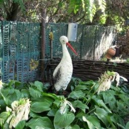 Садовая скульптура своими руками "Аист"