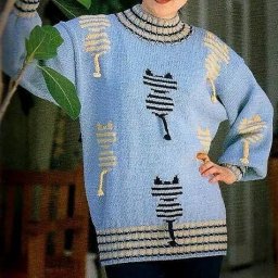 ​Свитер с котиками