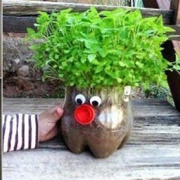 Делаем забавный горшочек для растений