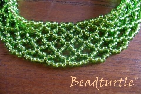 Елочка из бисера: зеленая красавица