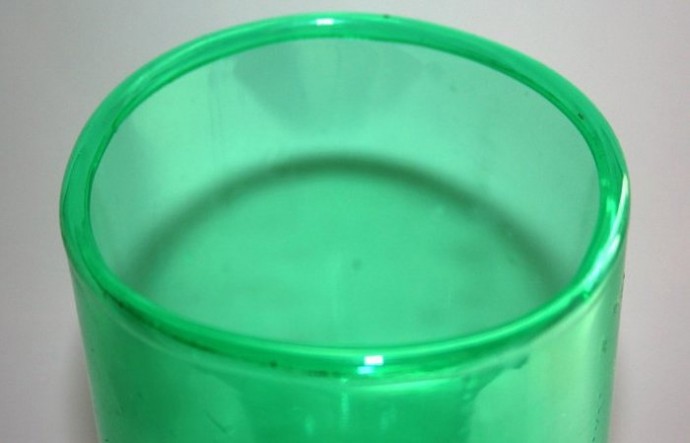 Как скруглить края пластиковой бутылки