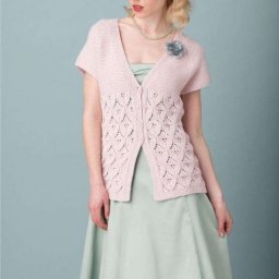 Нежный кардиган спицами
