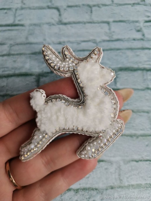 Брошь олень Брошь олень