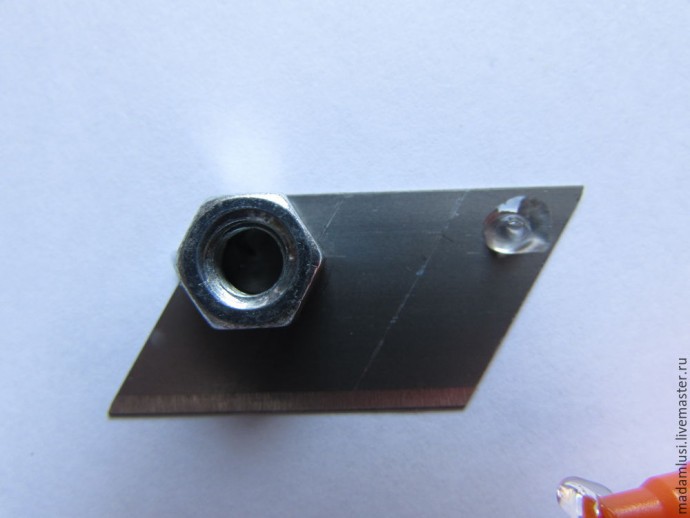 Инструмент для быстрого и точного нарезания полимерной глины