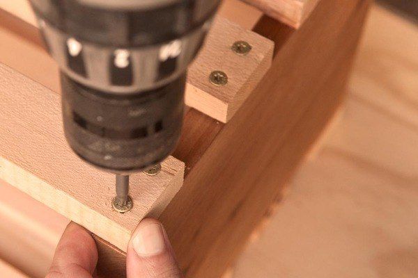 Современный, компактный вертикальный овощной сад