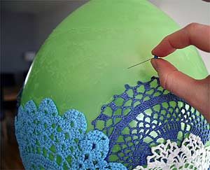 Абажур для люстры из вязаных салфеток