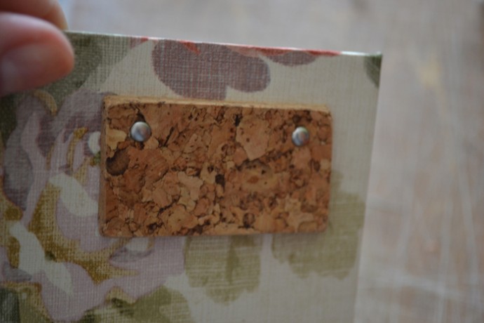 Блокнот в красивой бумажной обложке