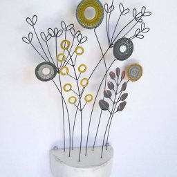 Проволочный цветник