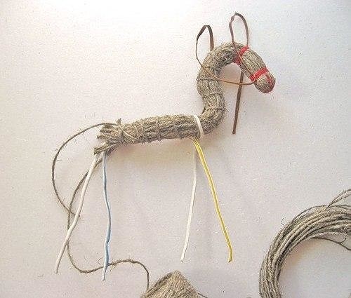 Лошадка в стиле народных ремесел