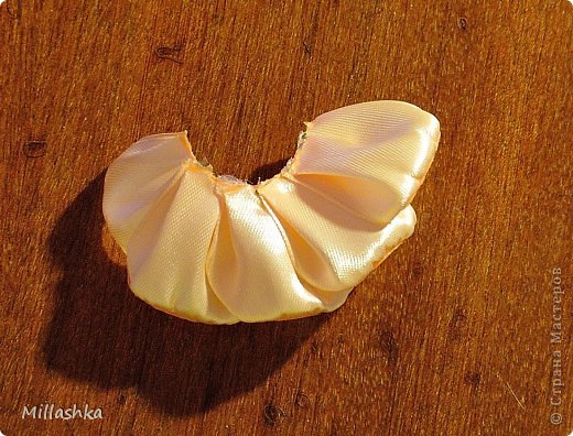 Роскошная пышная роза Роскошная пышная роза