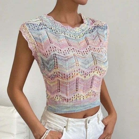 Замечательный топ с красивым узором