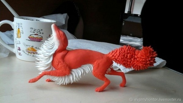 ​Лиса из бархатного пластика