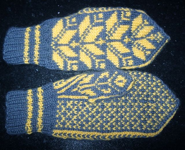 Норвежские варежки с жаккардом