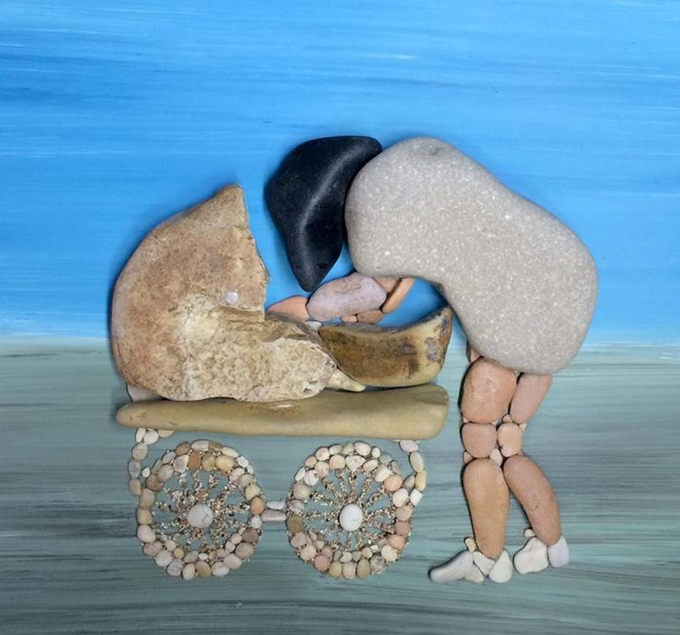 Картины: люди из камней Картины: люди из камней