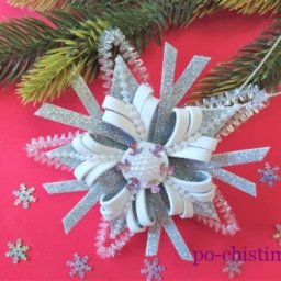 ​Красивая снежинка из фоамирана