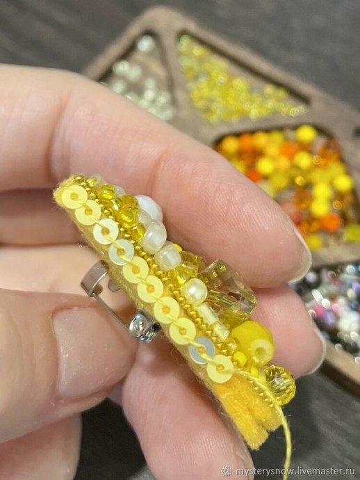 Лимончик из бисера
