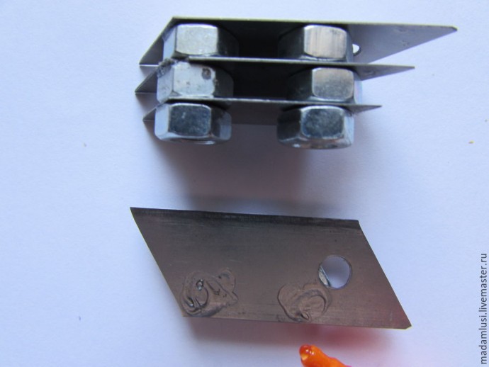 Инструмент для быстрого и точного нарезания полимерной глины