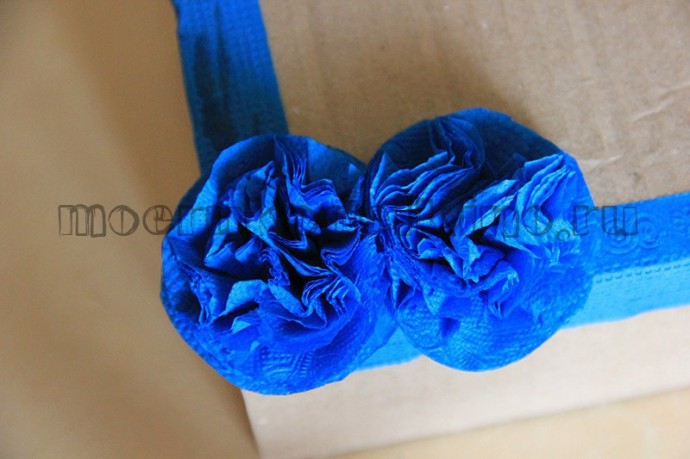 Праздничные цифры с цветами из салфеток Праздничные цифры с цветами из салфеток