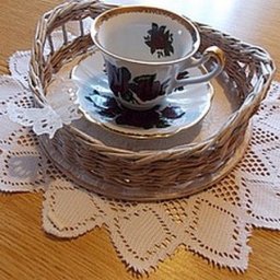 Выполнение ручек на плетёном подносе