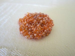 Ромашка из тонких ленточек на расческе: мастер-класс