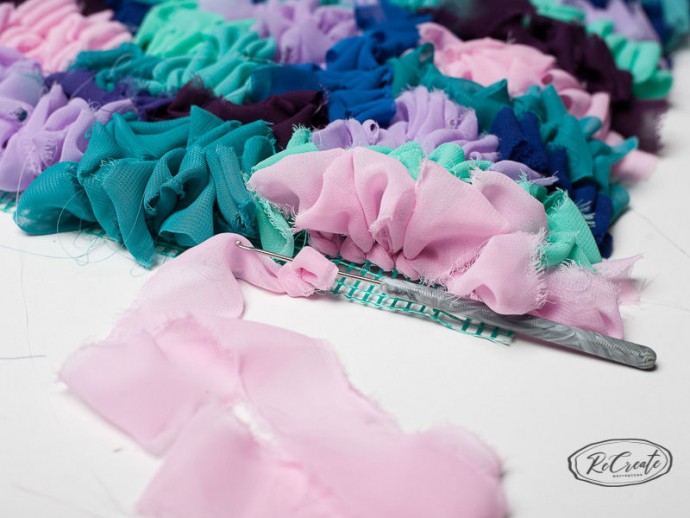 Коврик из лоскутков Коврик из лоскутков