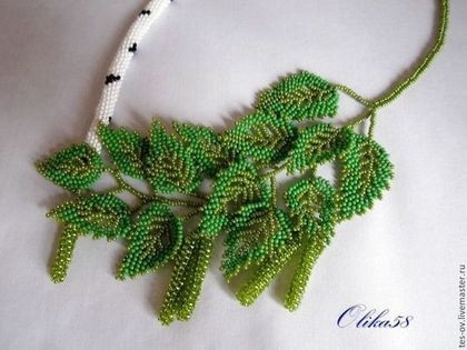 Листочки из бисера в украшениях