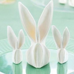 Зайчик-оригами из салфеток