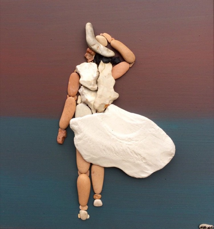 Картины: люди из камней Картины: люди из камней