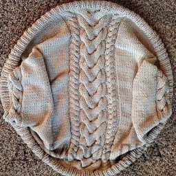 ​Красивый вязаный шраг